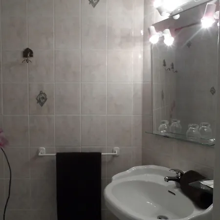 Couette-café Clos Mazerolles 3*