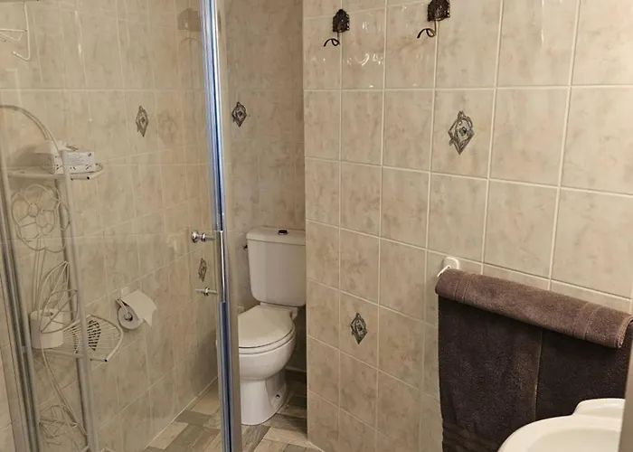 Clos Mazerolles Bed & Breakfast 3*